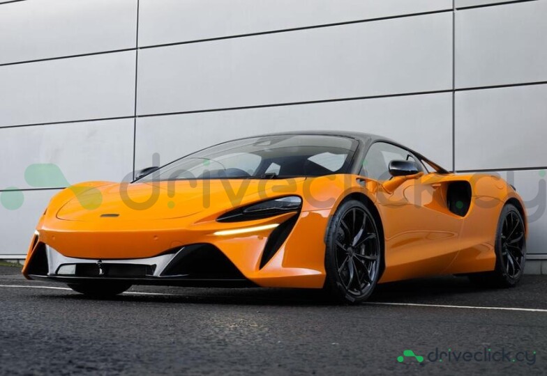 McLaren Artura Оранжевый