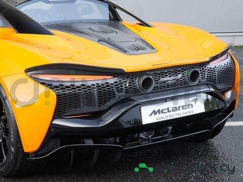 McLaren Artura Оранжевый