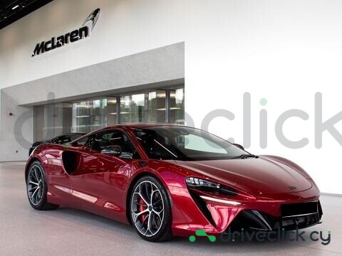 McLaren Artura Красный