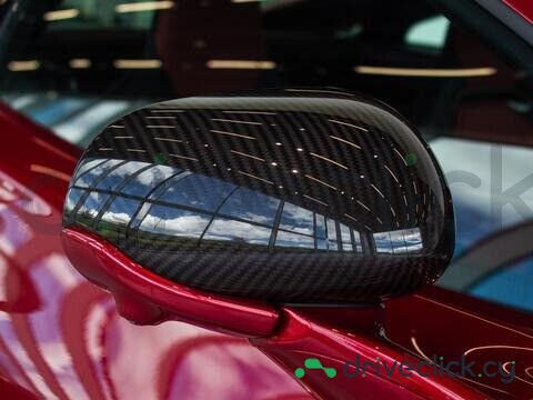 McLaren Artura Красный