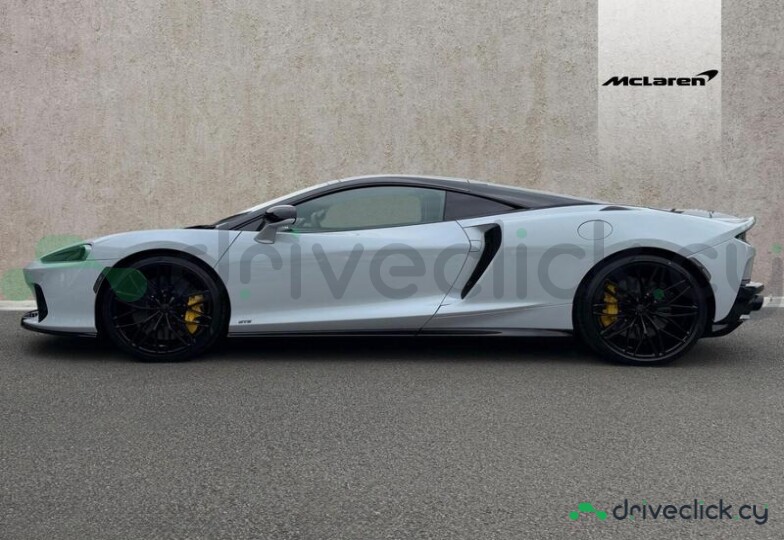 McLaren GT Серый