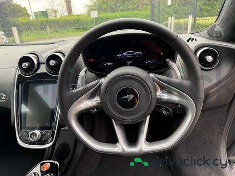 McLaren GT Серый