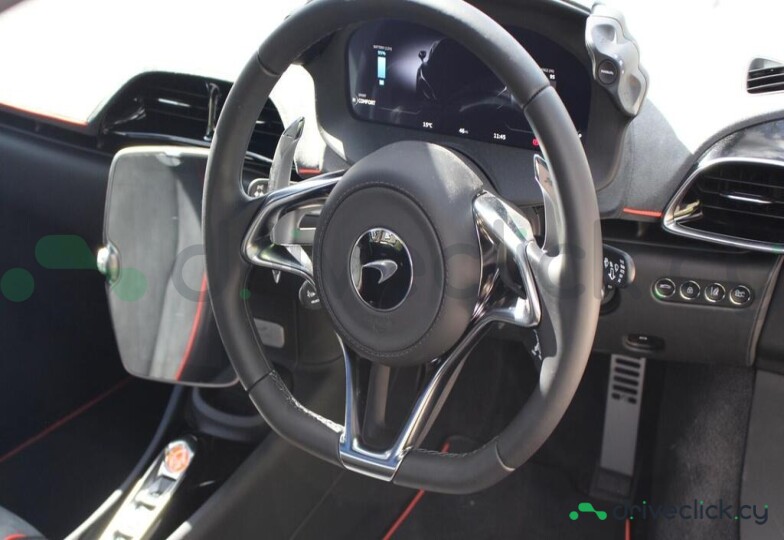 McLaren Artura Red
