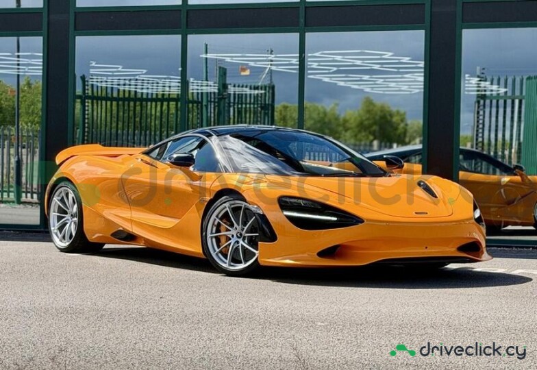 McLaren 750S Orange