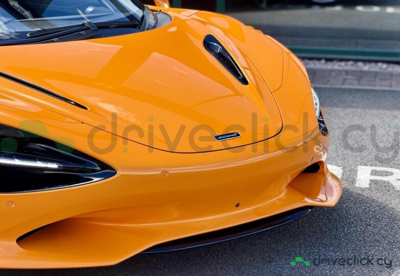 McLaren 750S Orange