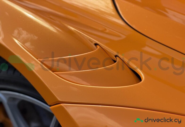 McLaren 750S Orange