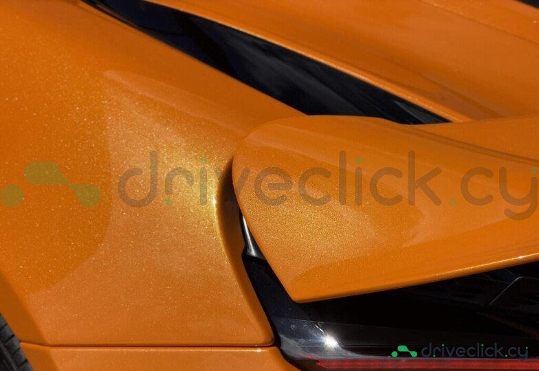 McLaren 750S Orange