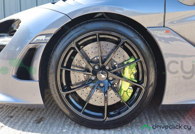 McLaren 750S Grey