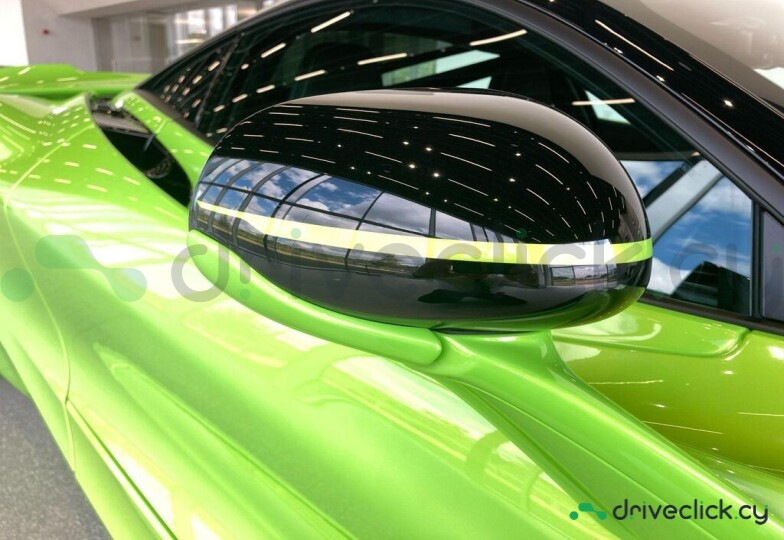 McLaren 750S Green