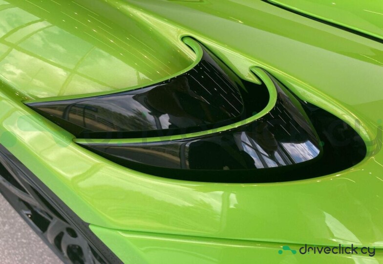 McLaren 750S Green