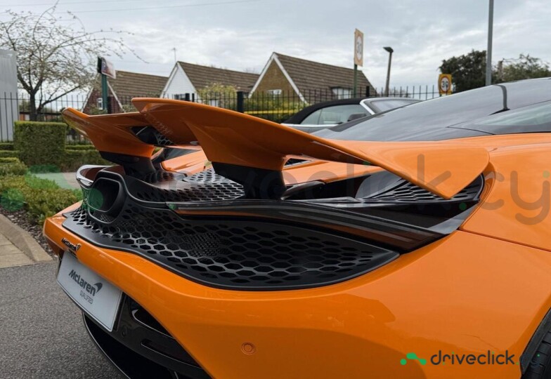 McLaren 750S Orange