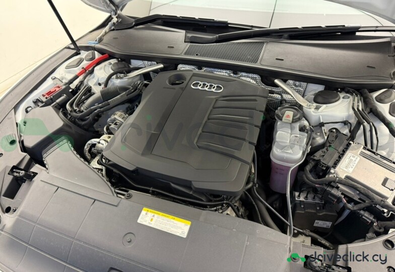 Audi A7 White