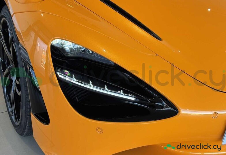 McLaren 750S Orange