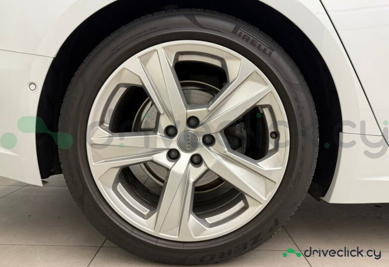 Audi A7 White
