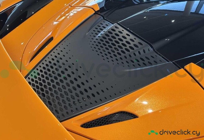 McLaren 750S Orange