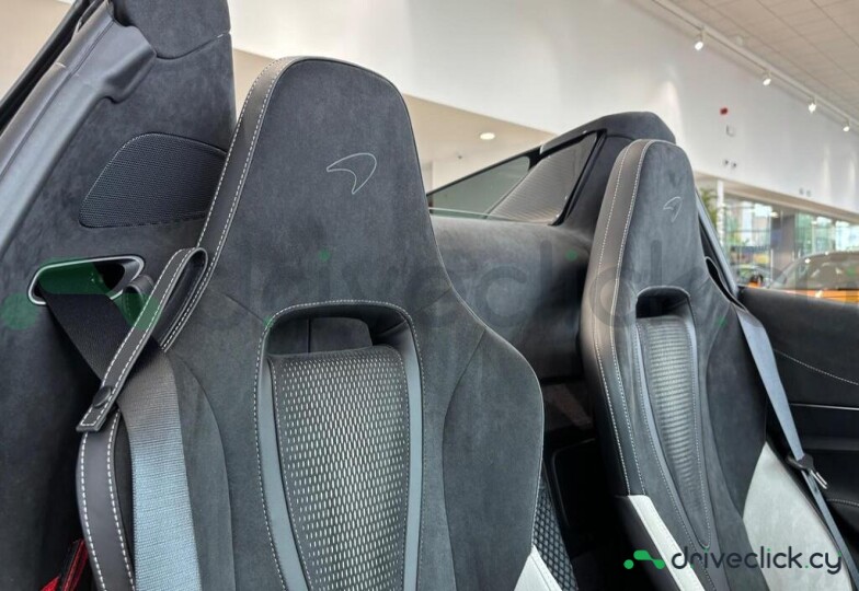 McLaren 750S Green