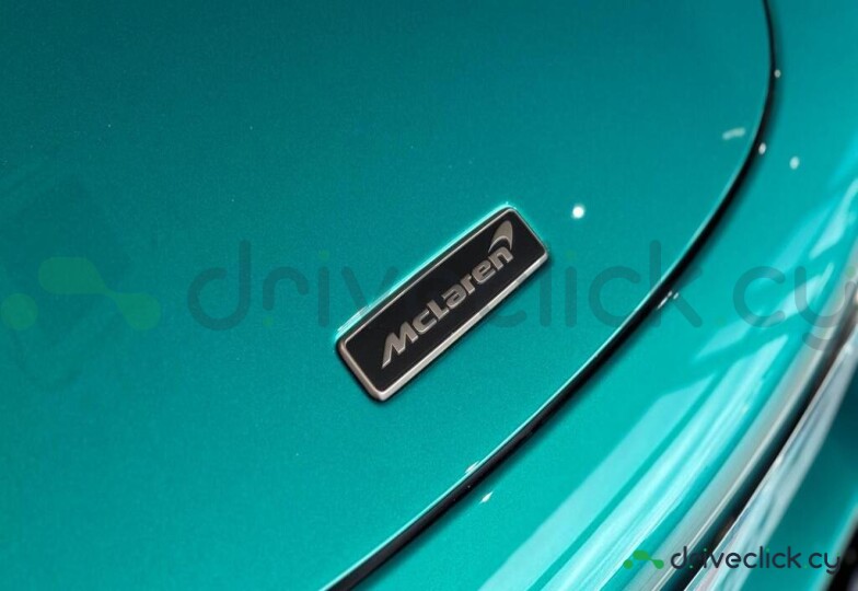 McLaren 750S Green