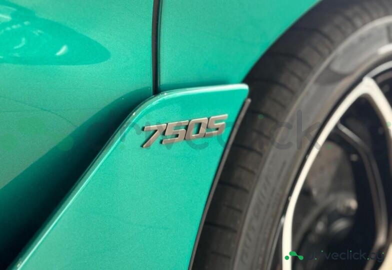McLaren 750S Green