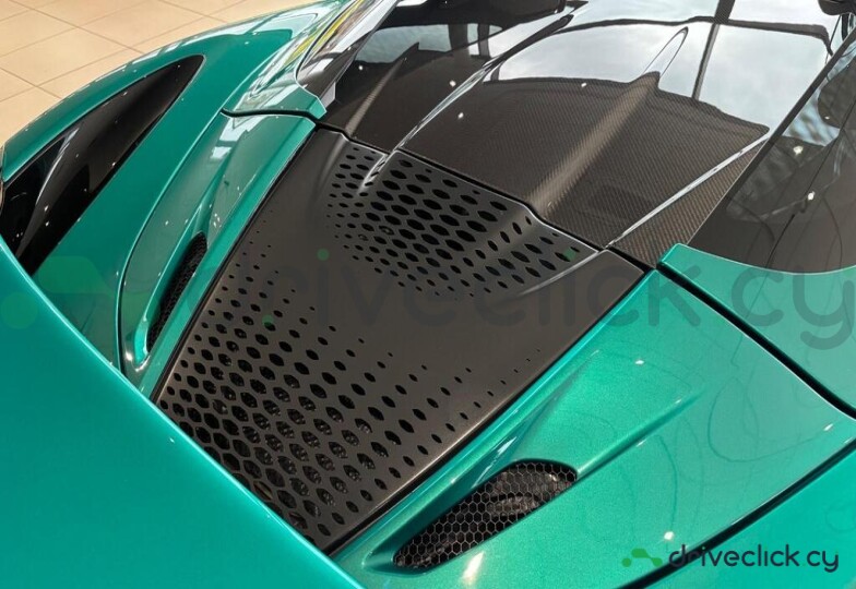 McLaren 750S Green