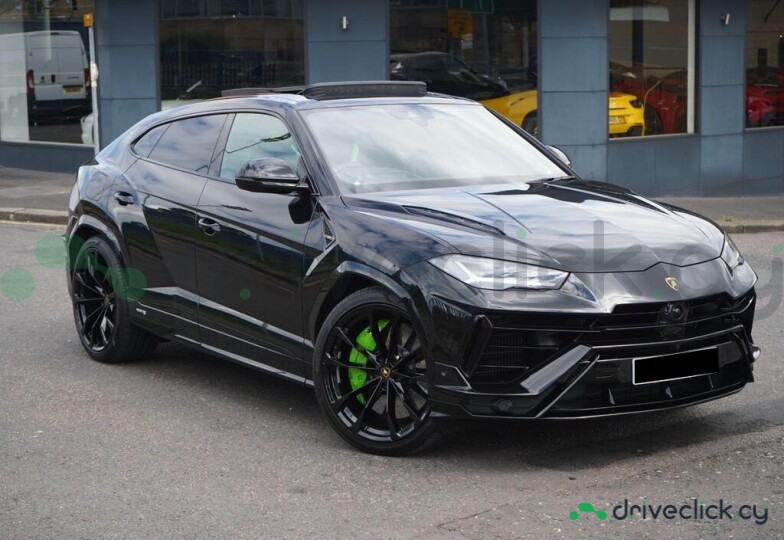 Lamborghini Urus Black