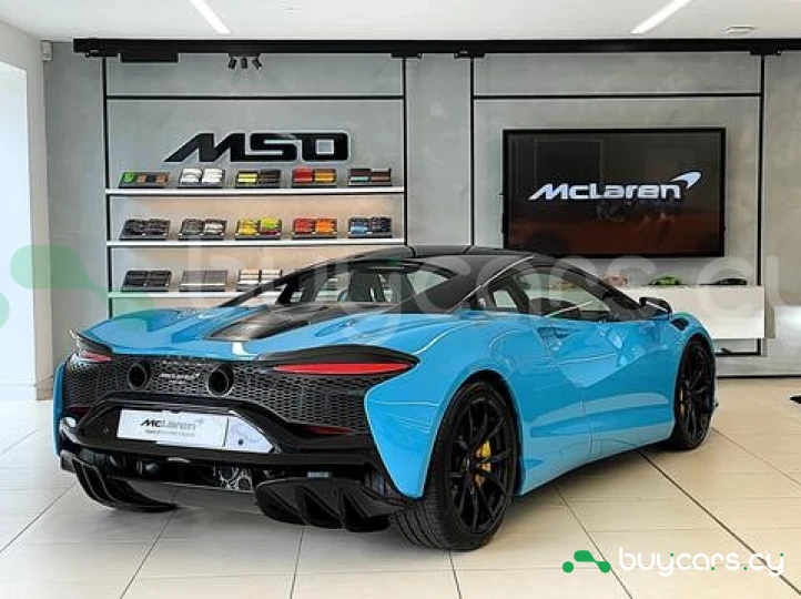 McLaren Artura Синий