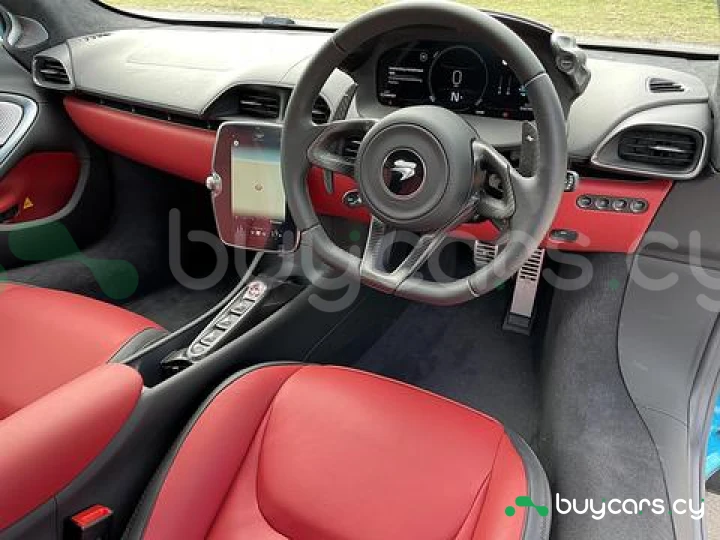 McLaren Artura Синий