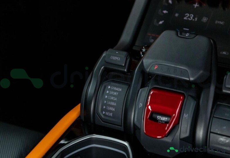 Lamborghini Urus Black