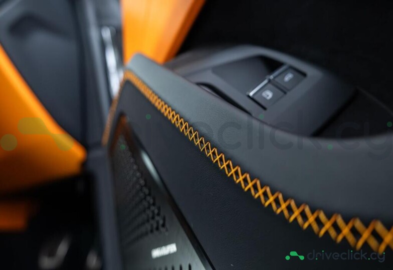 Lamborghini Urus Black