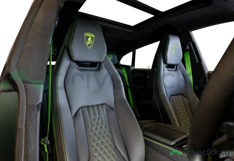 Lamborghini Urus Green