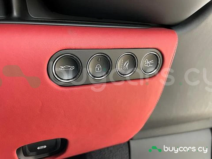 McLaren Artura Синий