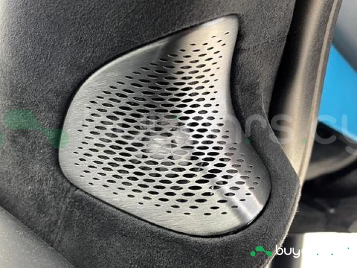 McLaren Artura Синий