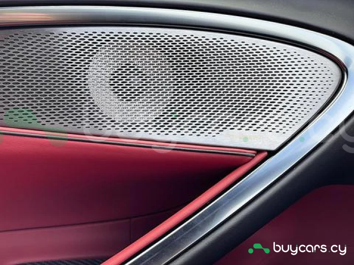 McLaren Artura Синий