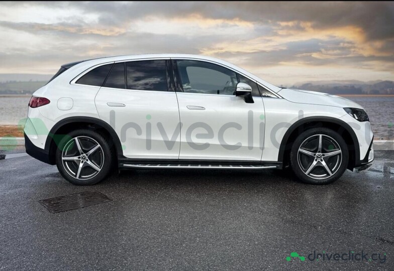 Mercedes EQE SUV White