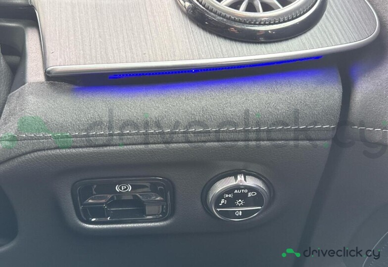 Mercedes EQE SUV White