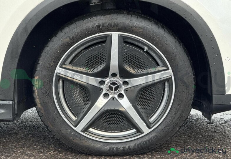 Mercedes EQE SUV White