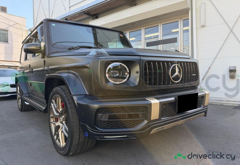 Mercedes G-class Black