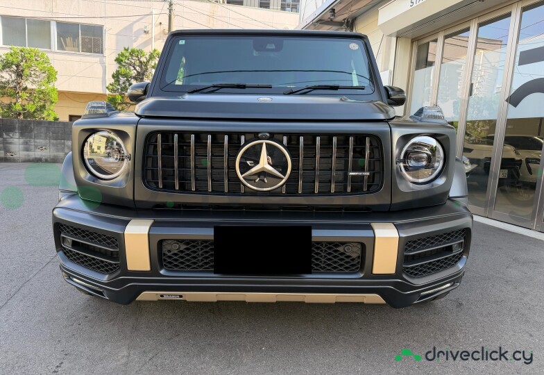 Mercedes G-class Black
