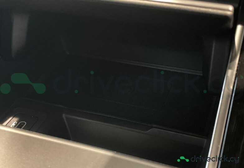 Land Rover Range Rover Velar White