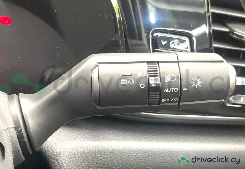 Lexus NX Белый