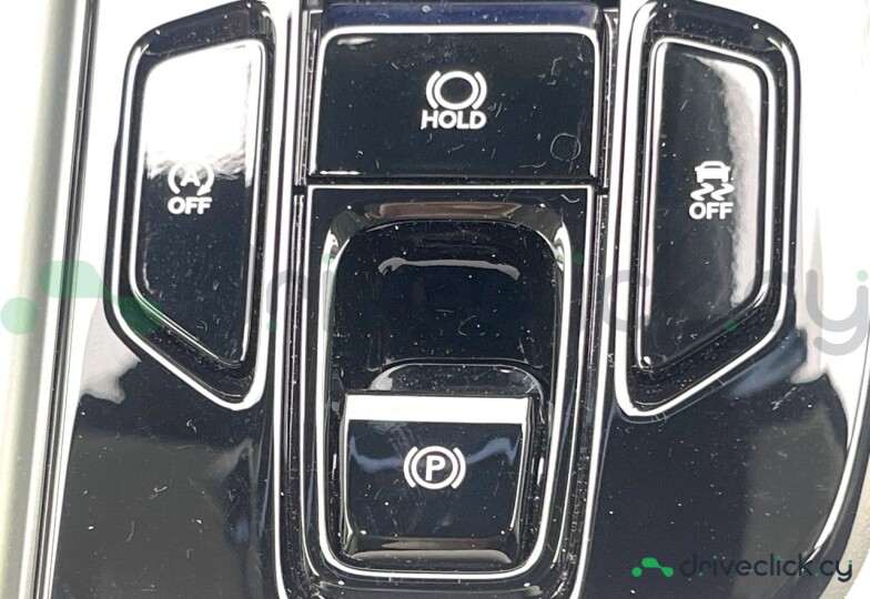 Lexus NX Белый