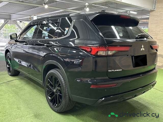 Mitsubishi Outlander Black