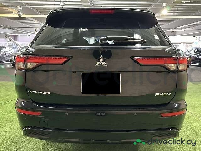 Mitsubishi Outlander Black