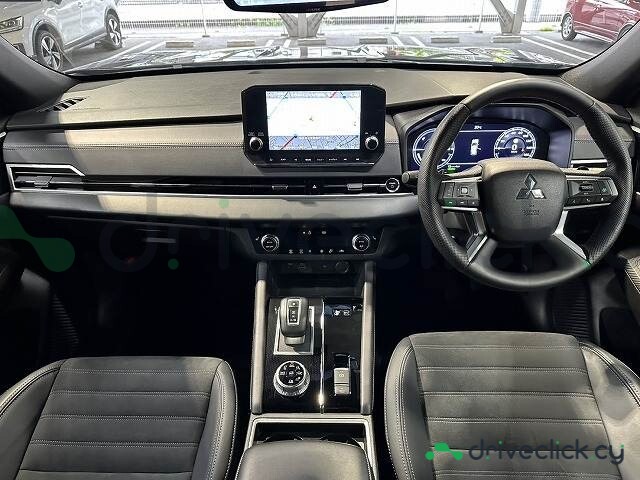 Mitsubishi Outlander Black