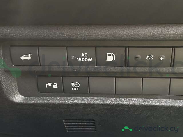 Mitsubishi Outlander Black
