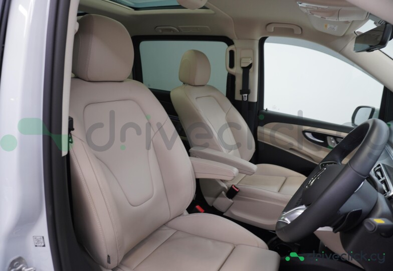 Mercedes V-class Белый