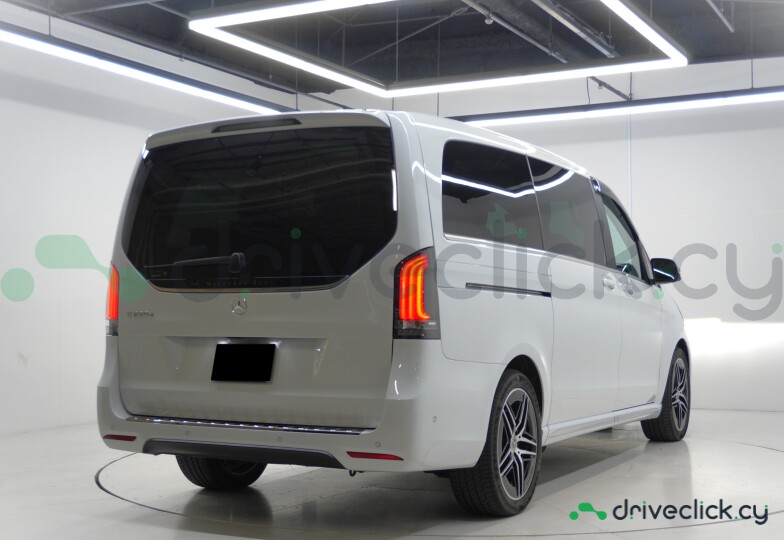Mercedes V-class Белый