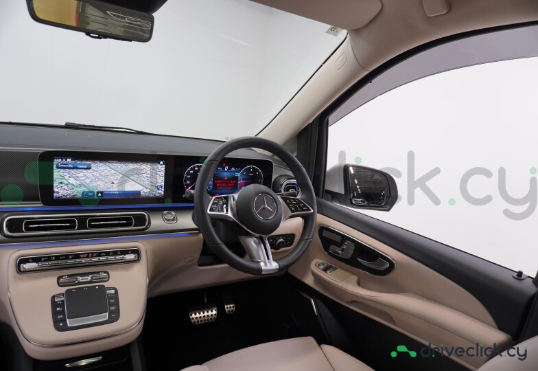 Mercedes V-class Белый