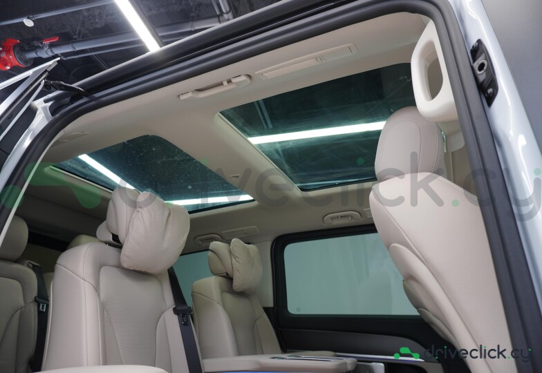 Mercedes V-class Белый