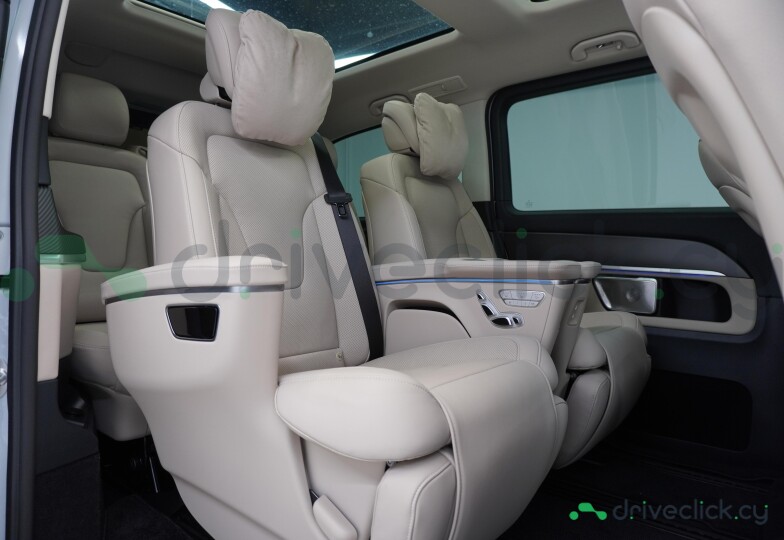 Mercedes V-class Белый