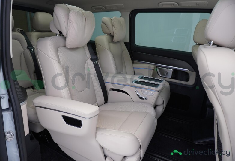 Mercedes V-class Белый